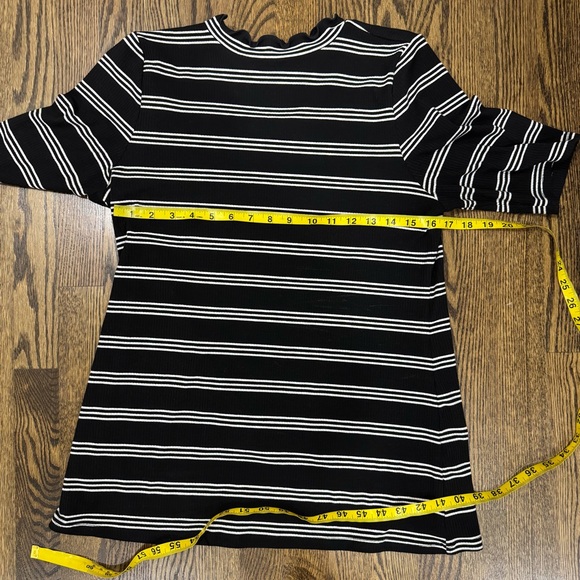 Torrid mock neck stipe top - Picture 6 of 7